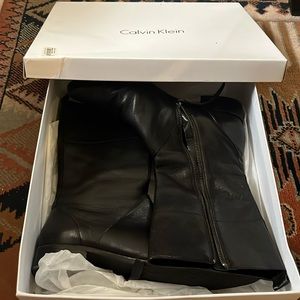 Black Calvin Klein boots size 8M